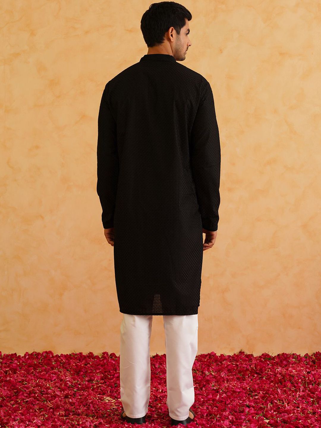 SOJANYA Checked Self Design Mandarin Collar Pure Cotton Kurta With Pyjamas