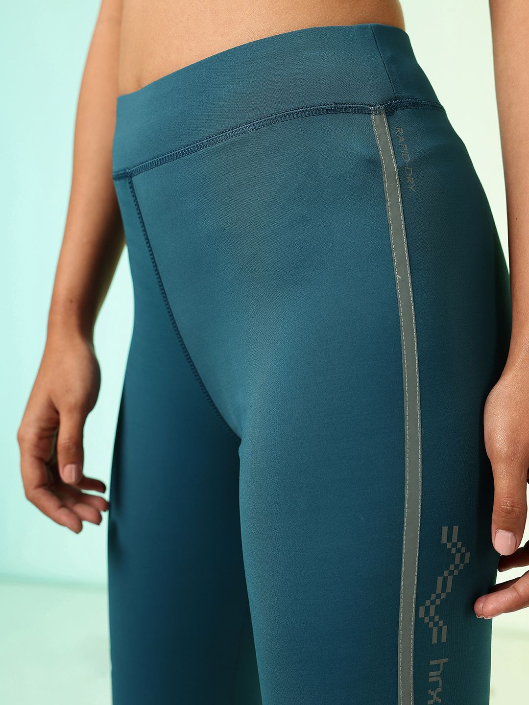 HRX by Hrithik Roshan Women Haptic Pulse Story Rapid Dry Training Tights