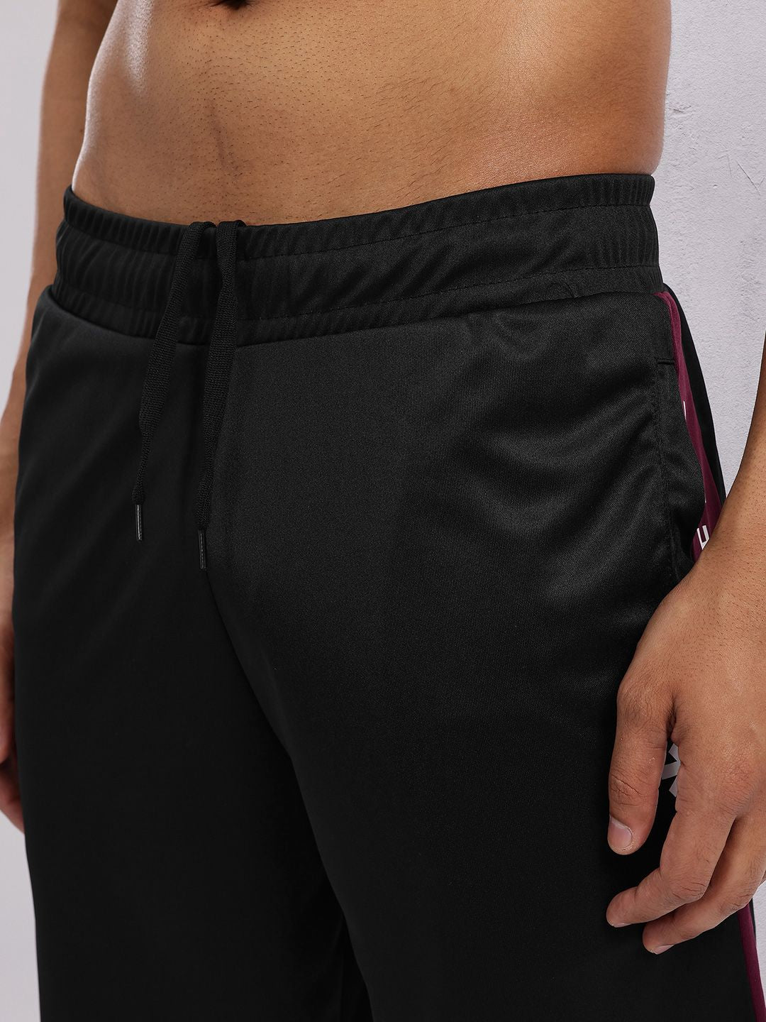 HRX by Hrithik Roshan Men Side Stripe Training Shorts