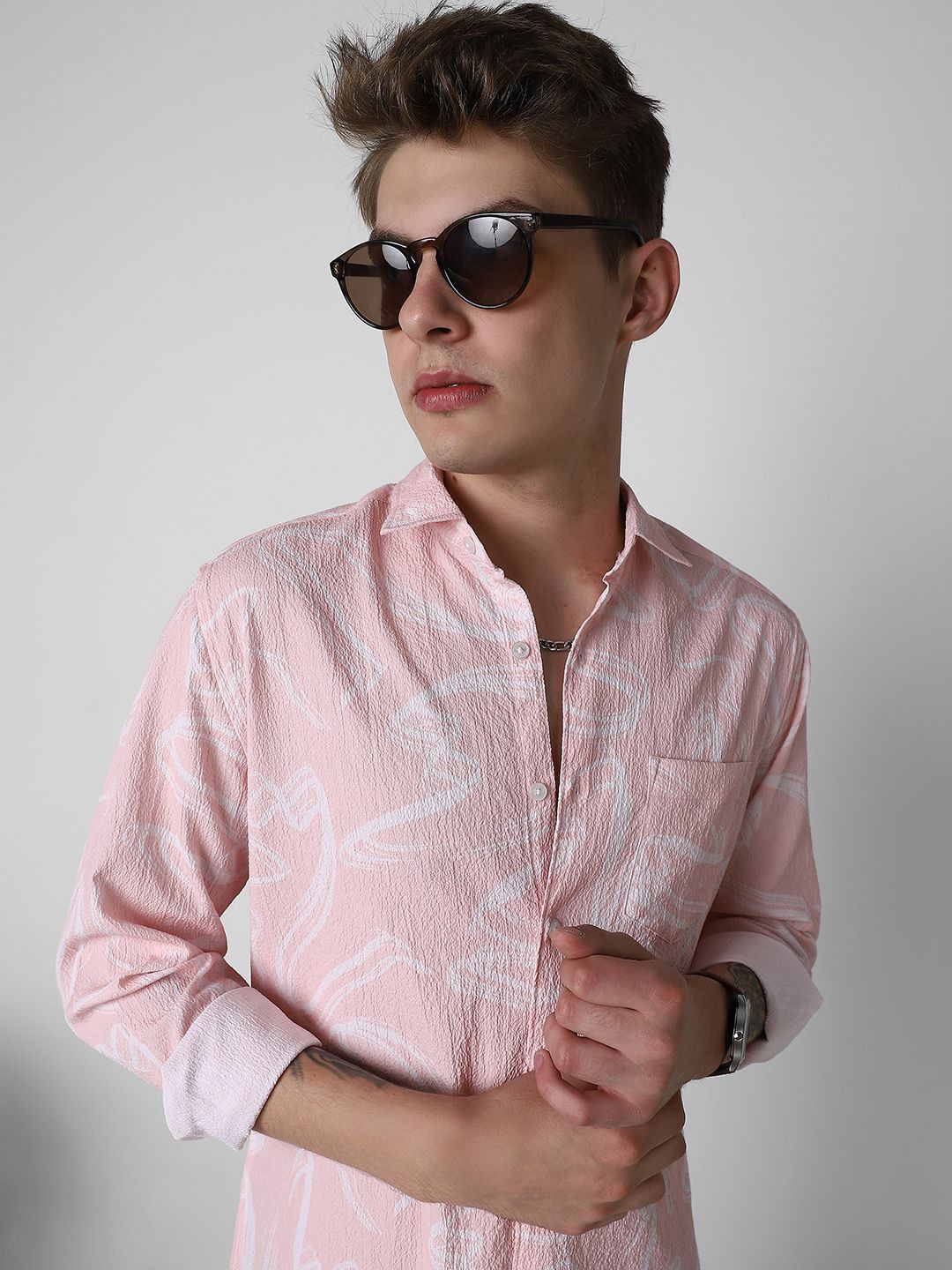 VASTRADO Men Classic Slim Fit Floral Opaque Printed Casual Shirt