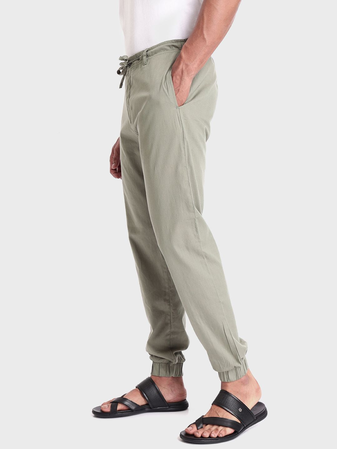 Bewakoof Men Green Joggers