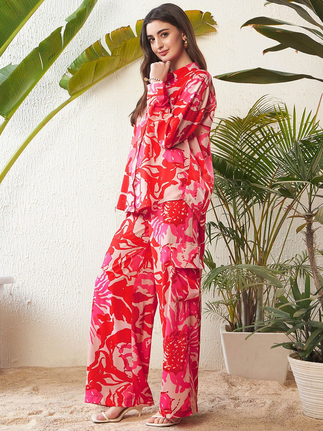 SASSAFRAS Red Floral Printed Oversize Shirt with Cargos