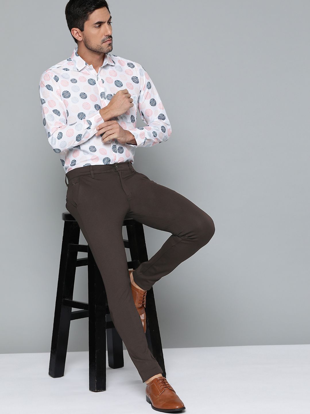 DENNISON Men Brown Smart Tapered Fit Easy Wash Chinos Trousers