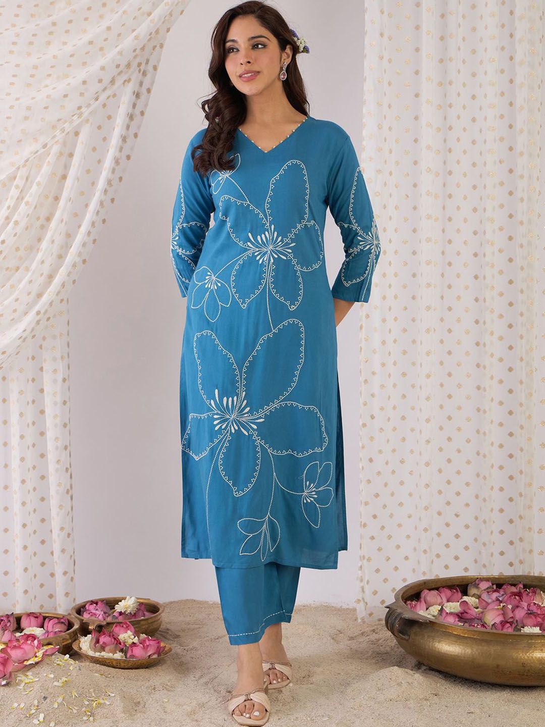Indo Era Floral Embroidered V-Neck Thread Work Straight Kurta With Trousers