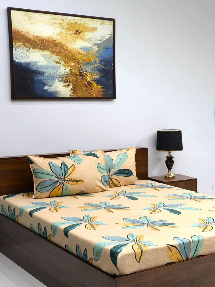 BOMBAY DYEING Beige Floral Microfiber 144 TC Queen Bedsheet &2 Pillow Covers