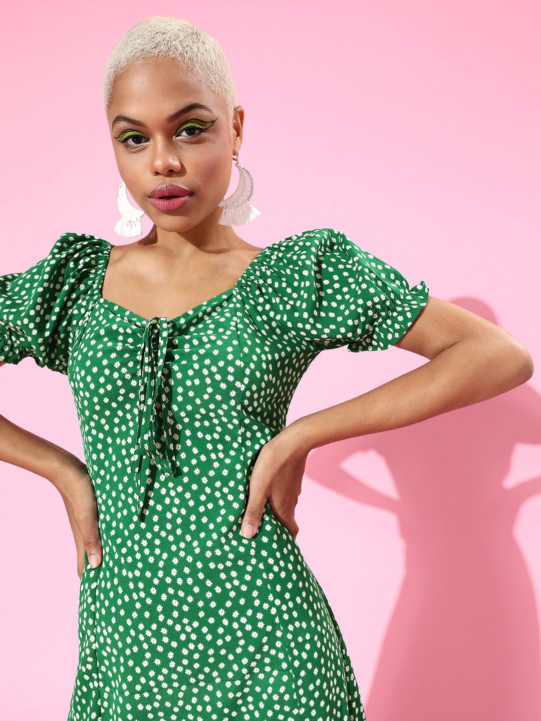 Berrylush Women Gorgeous Green Floral Sweetheart Neck Dress