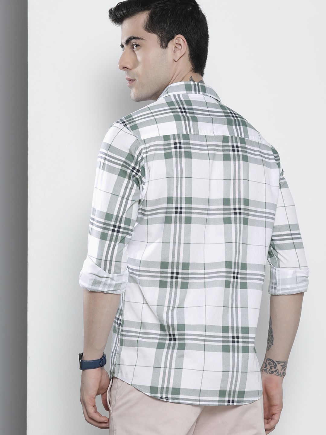 The Indian Garage Co Men White Checked Casual Shirt