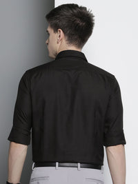 The Indian Garage Co. X Luxe Men Solid Slim Fit Opaque Formal Shirt