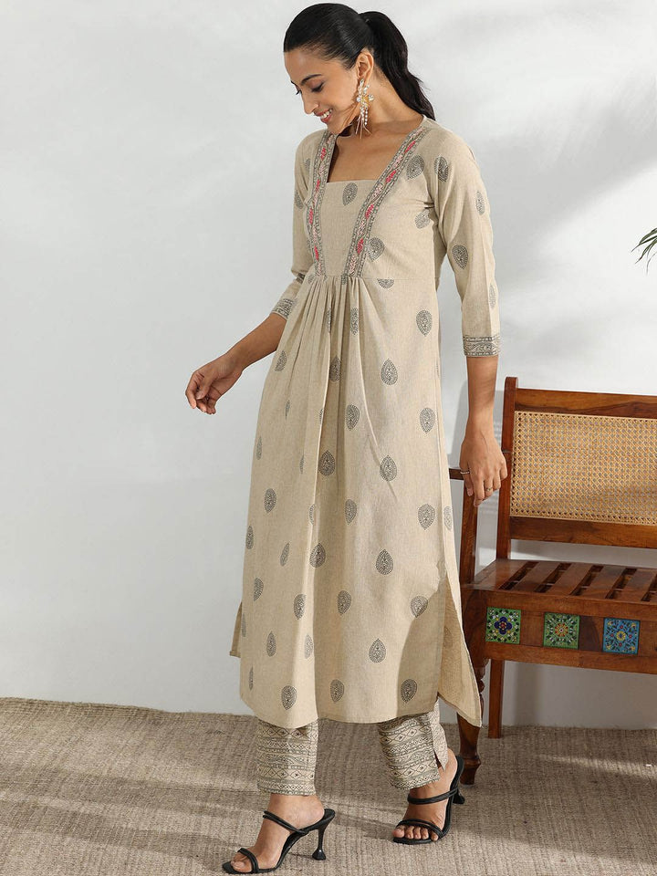 Libas Beige and Black Ethnic Motifs Printed Pleated Sequinned A-Line Kurta with Trousers
