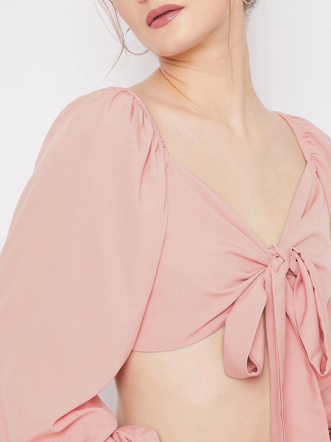 Berrylush Pink Sweetheart Neck Crepe Fitted Crop Top