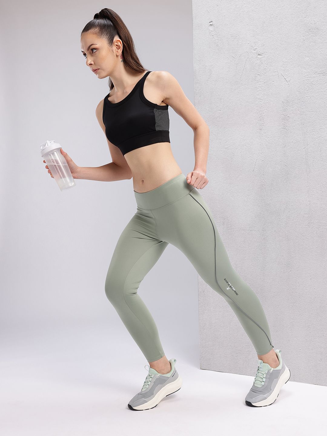 HRX by Hrithik Roshan Women Rapid-Dry Ankle-Length Running Tights