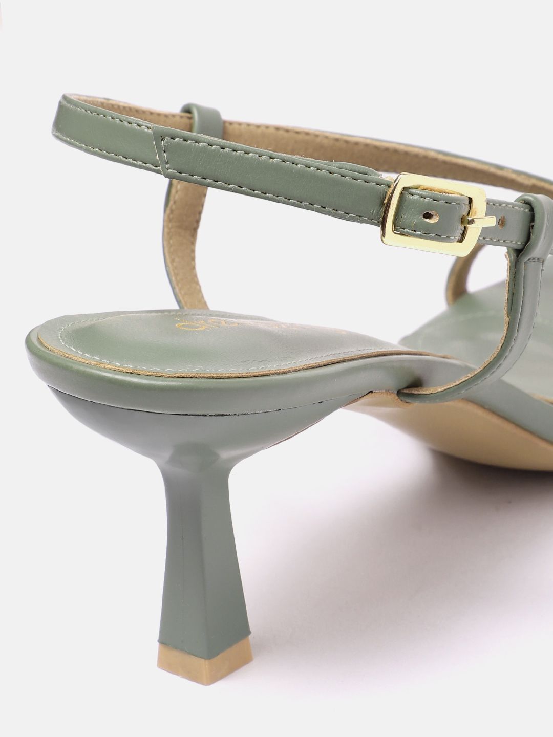 DressBerry Strappy Slim Heel