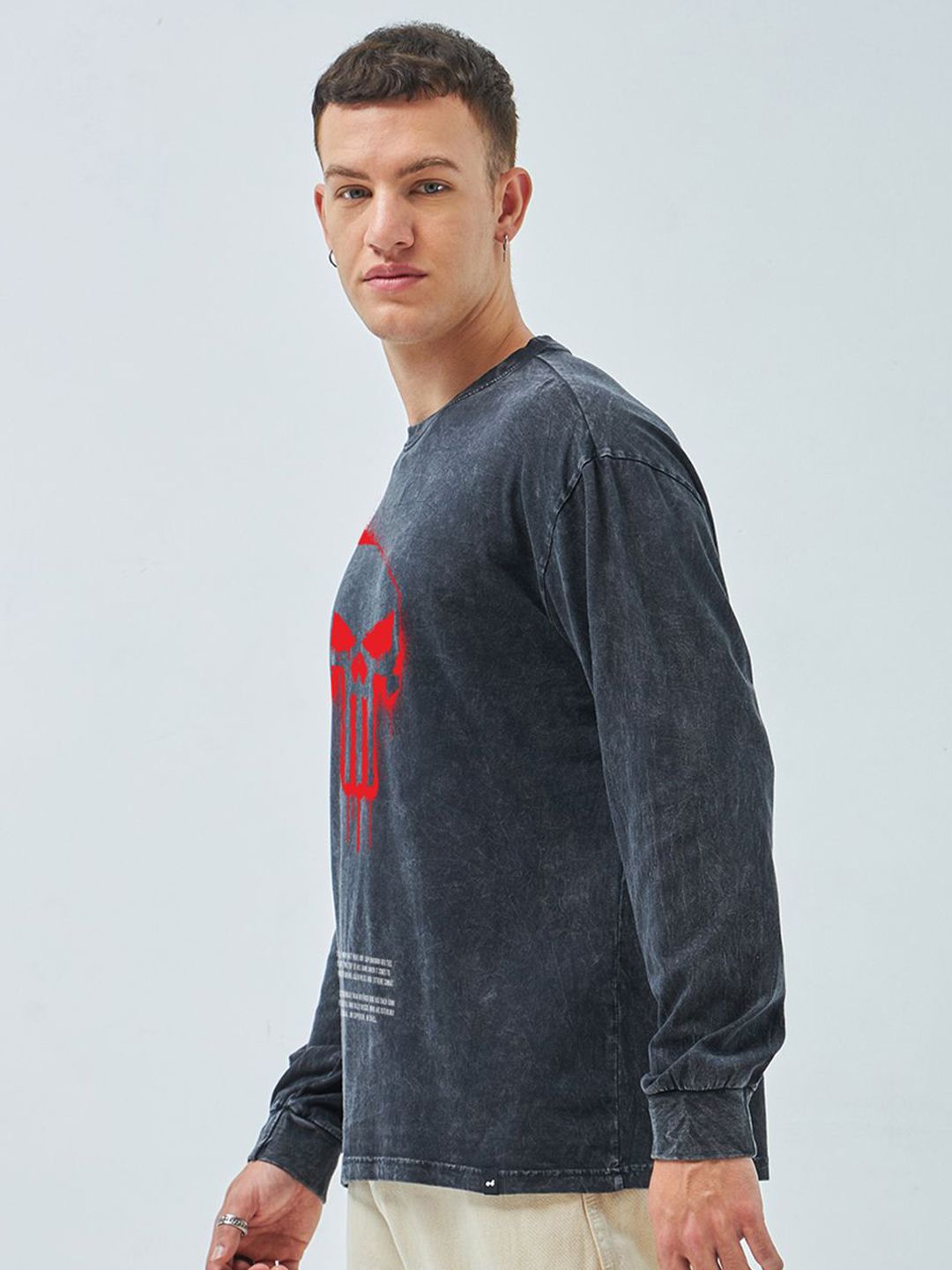 Bewakoof Men Graphic Printed Round Neck Pure Cotton Oversized T-Shirt
