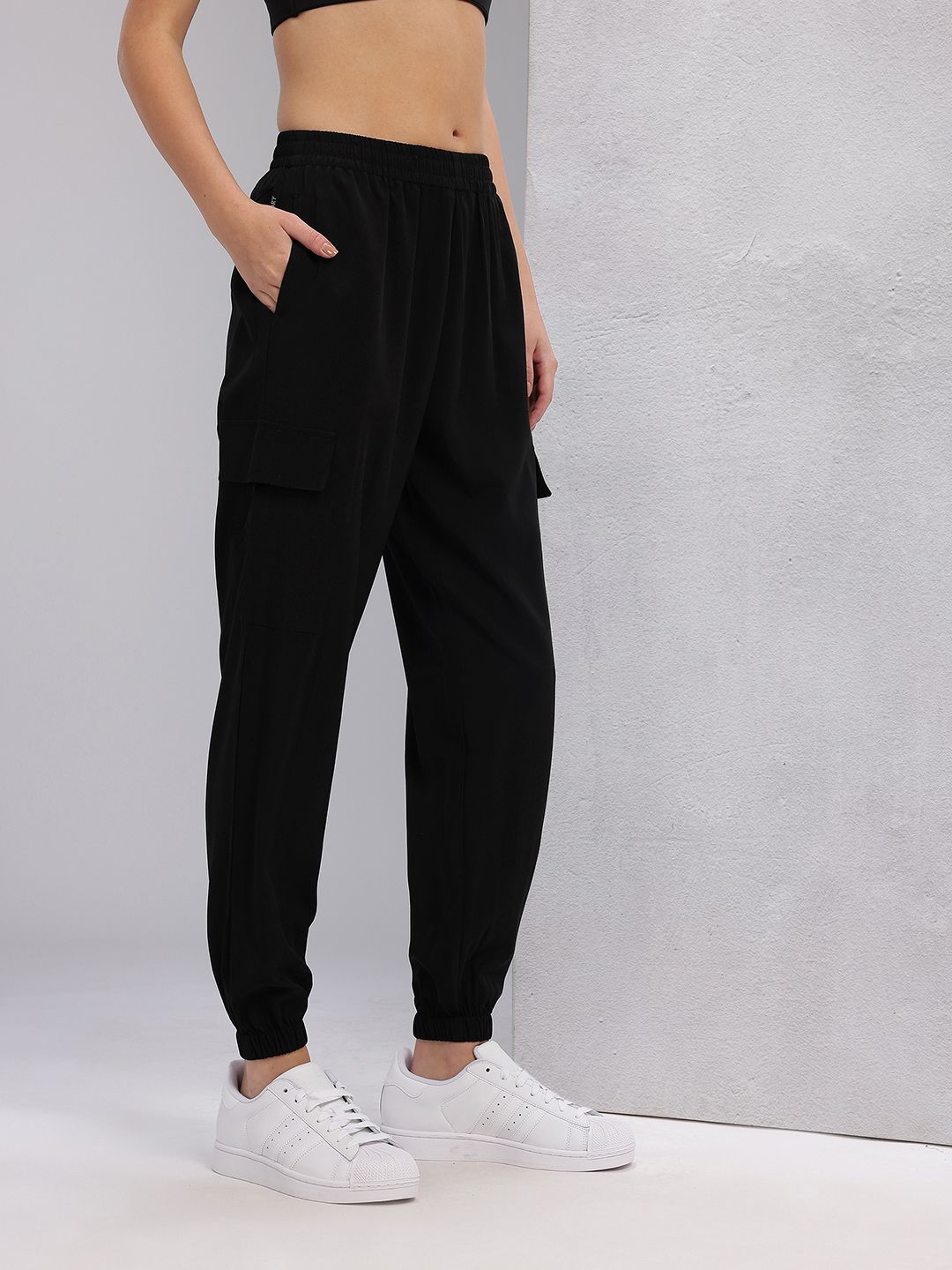 HRX by Hrithik Roshan Women Rapid-Dry Training Cargo Joggers