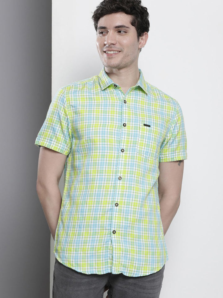 The Indian Garage Co Men Slim Fit Opaque Checked Casual Shirt