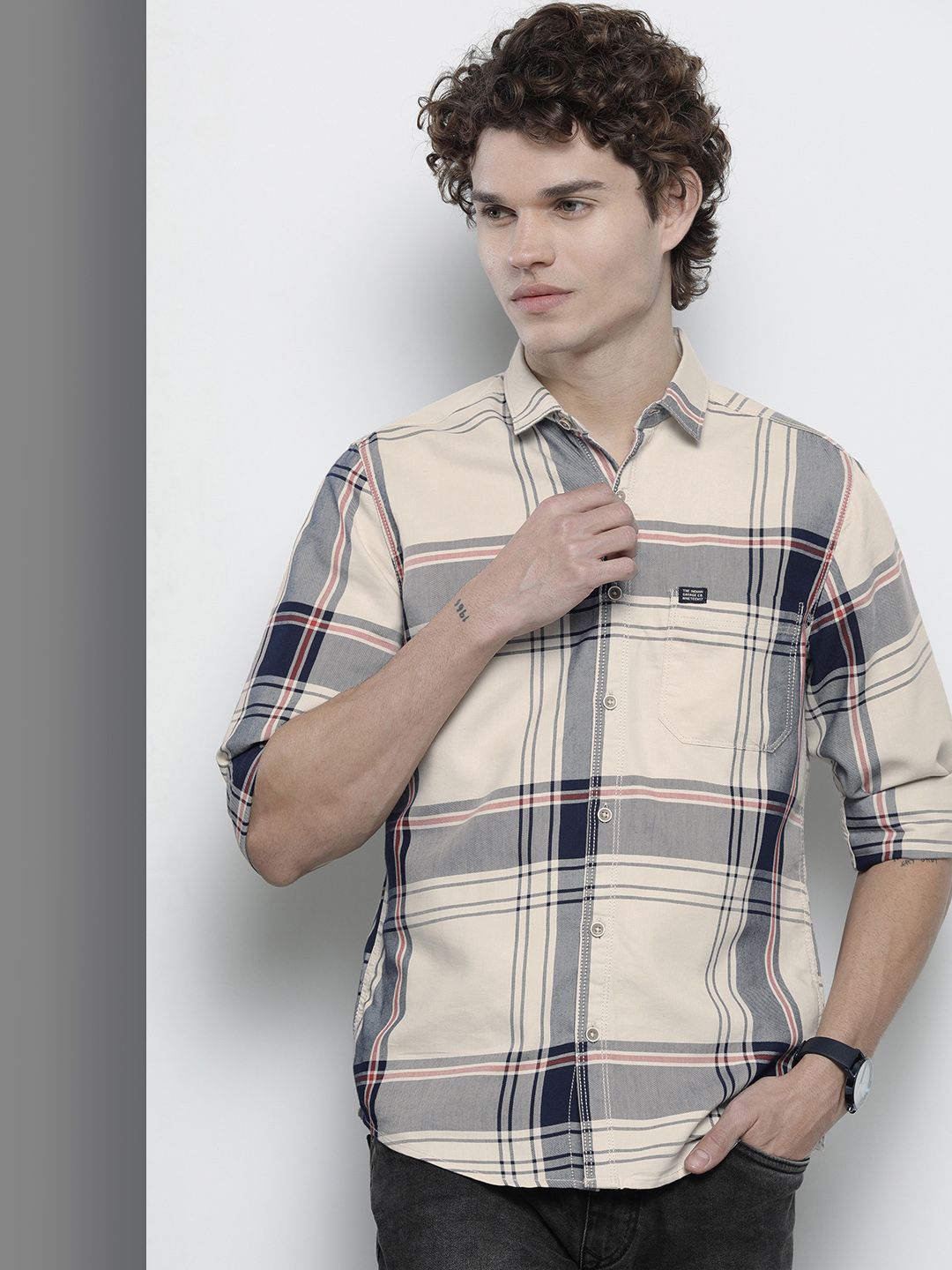The Indian Garage Co Men Cream-Coloured & Navy Blue Tartan Checked Shirt