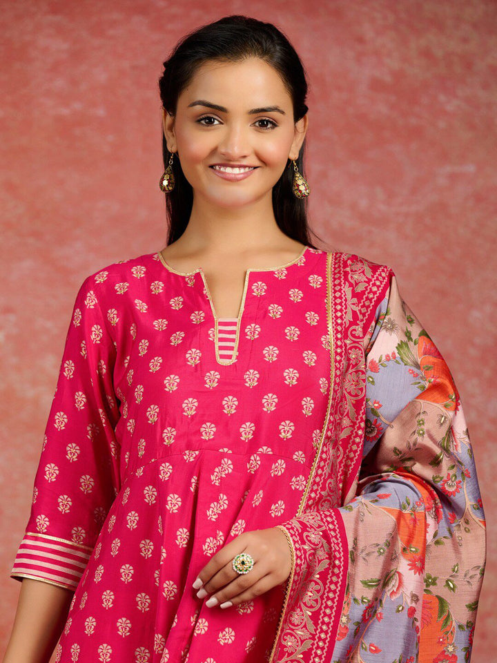 Libas Ethnic Motifs Printed Gotta Patti Pleated Anarkali Kurta & Trousers With Dupatta