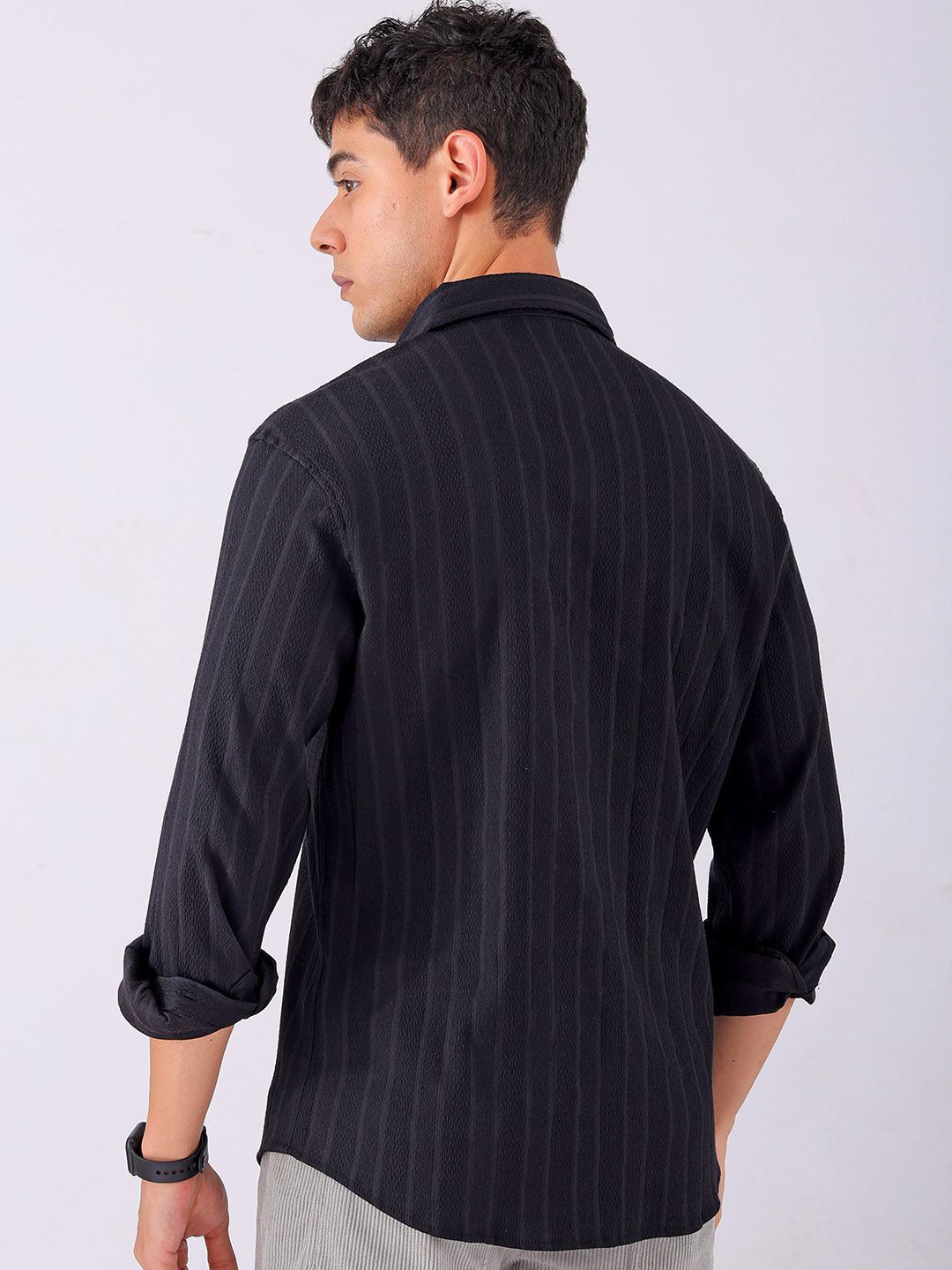 The Indian Garage Co Men Slim Fit Textured Jacquard Resortwear Shirt