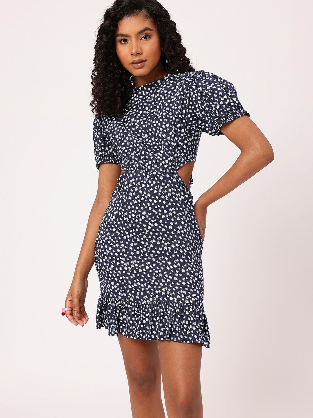 Feminine Blend Floral Printed Cut-Out Styled Back Sheath Mini Dress