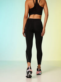 HRX by Hrithik Roshan Women Rapid-Dry Running Tights with Minimal Print