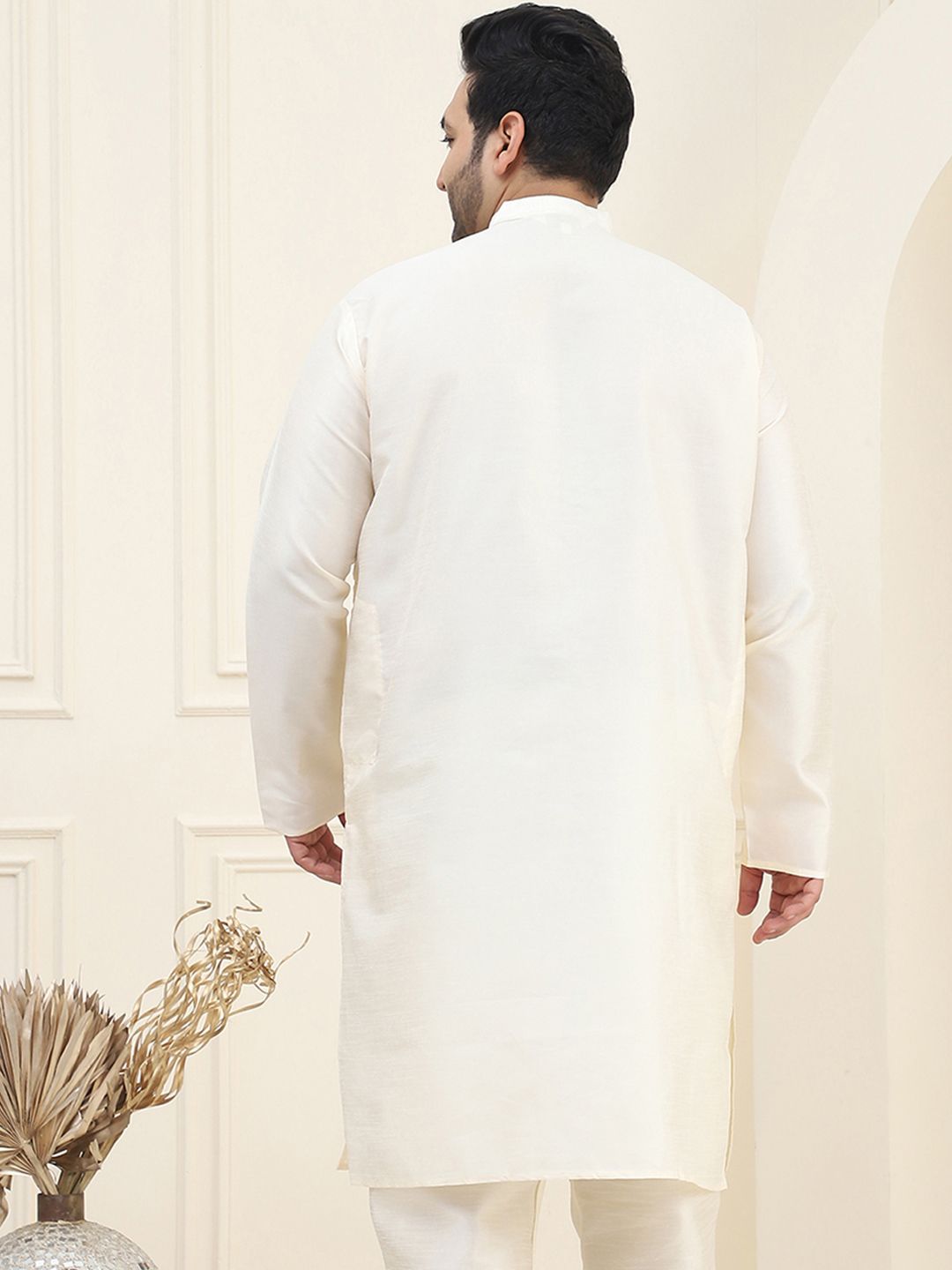 SOJANYA PLUS Size Men Off White Kurta