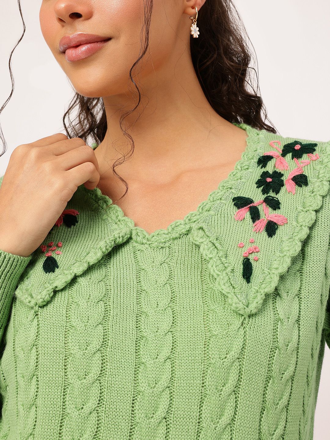 DressBerry Pure Acrylic Embroidered Detail Cable Knit Pullover