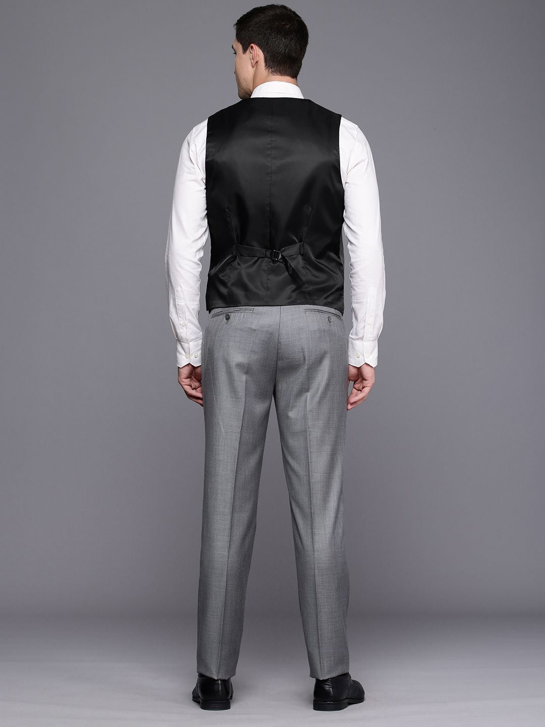 Raymond Contemporary Fit Notched Lapel Single-Breasted 3 Piece Formal Suits