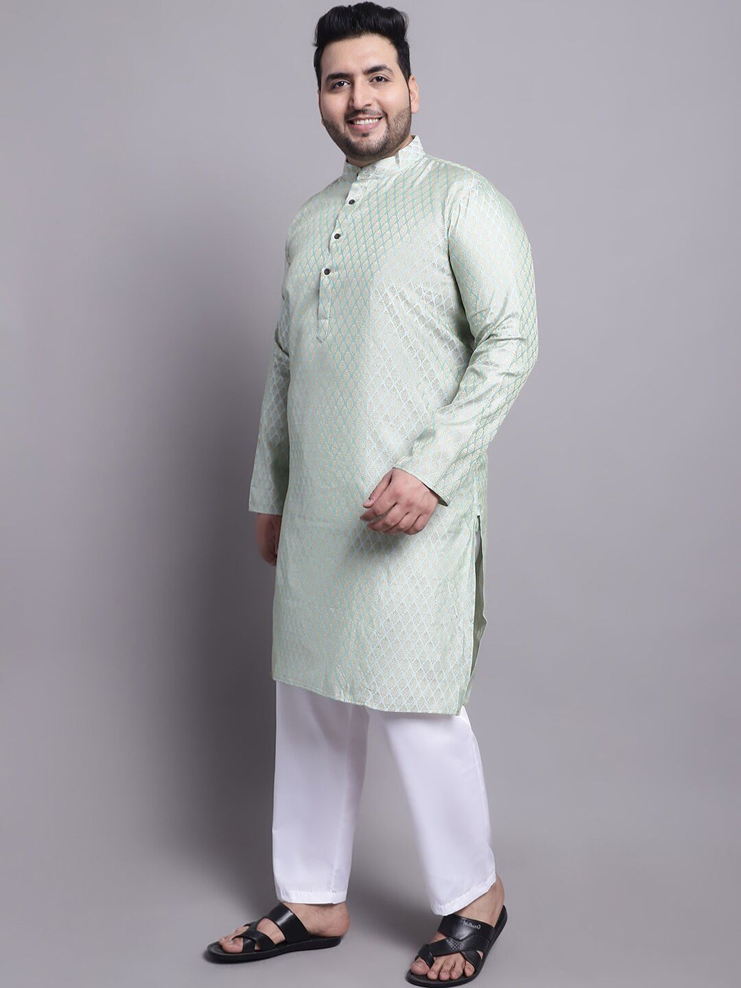 SOJANYA PLUS Ethnic Motifs Woven Design Regular Kurta With Pyjamas & Nehru Jacket