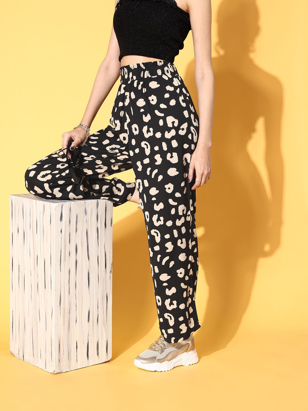 Berrylush Women Stylish Black Animal Printed Wide Leg Bottom Trousers