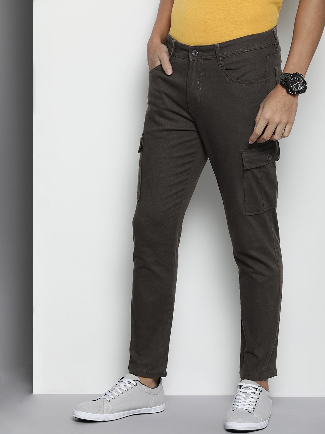 The Indian Garage Co Men Cotton Slim Fit Cargos