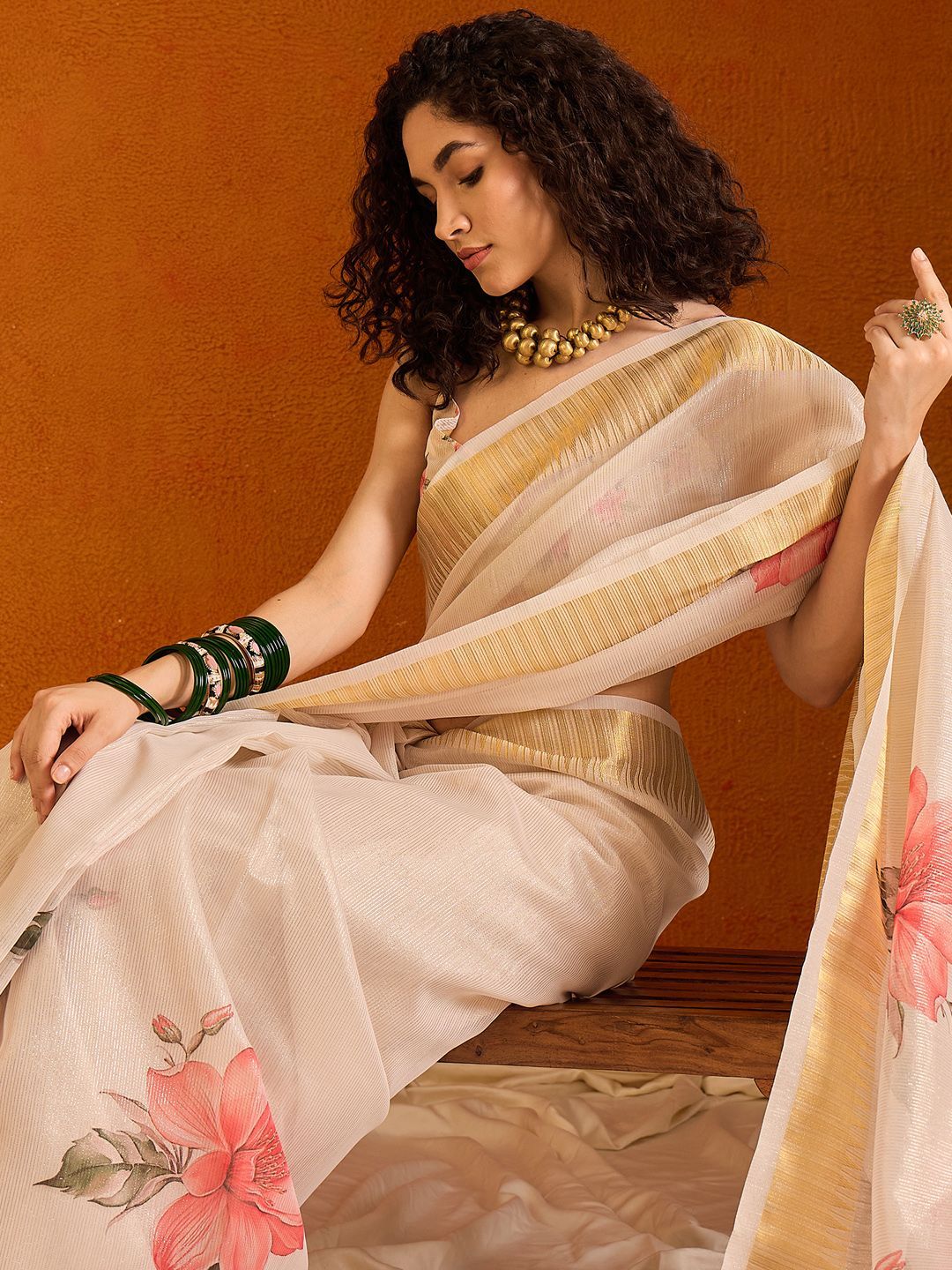 Saree mall Floral Printed Zari Organza Sungudi Sarees