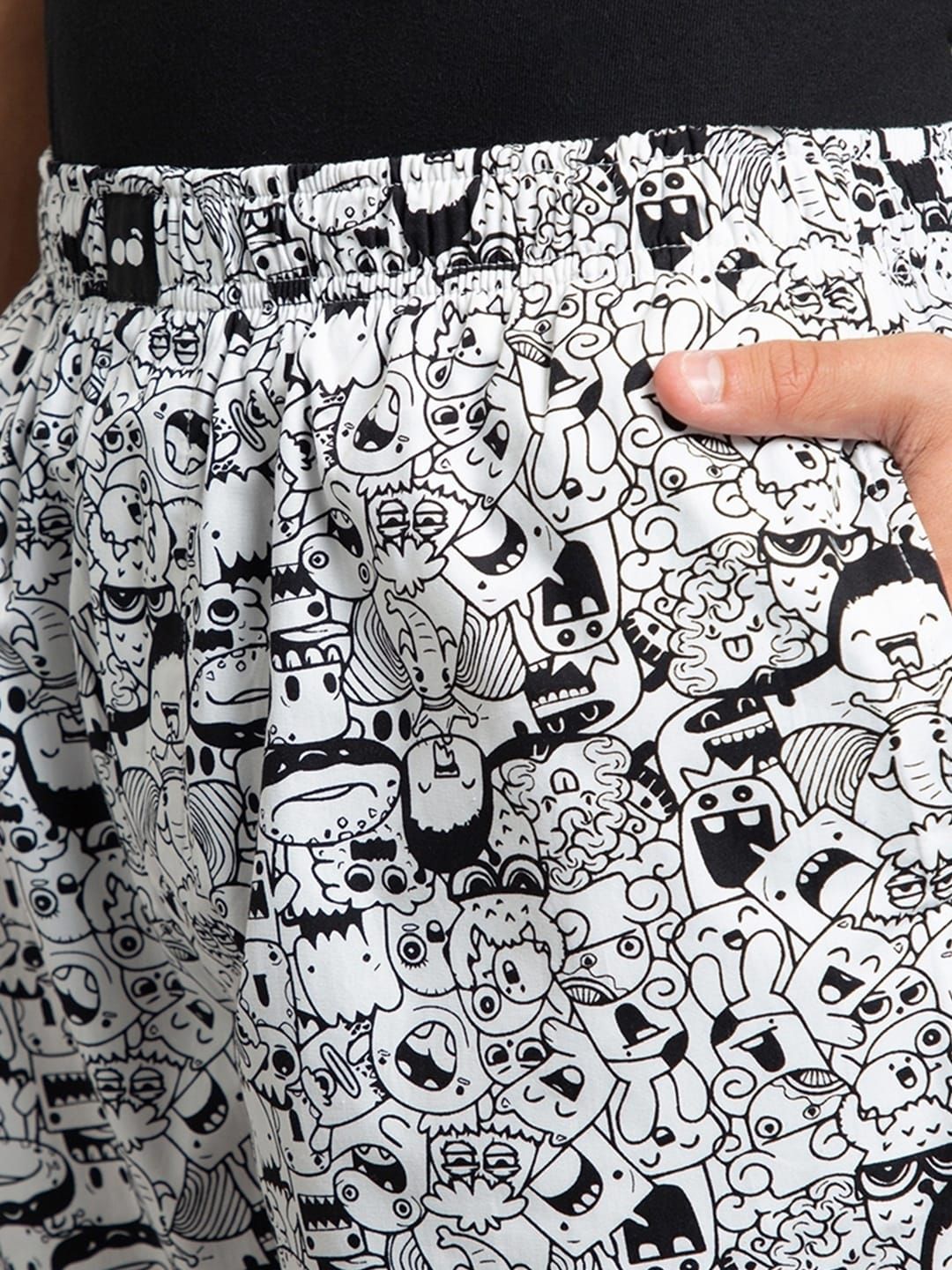 Bewakoof Men Pure Cotton All Over Printed Lounge Pants