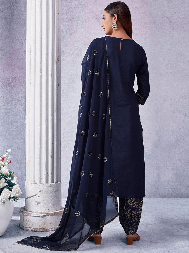 KALINI Ethnic Motifs Embroidered Round Neck Three-Quarter Sleeves Sequinned Kurta Set