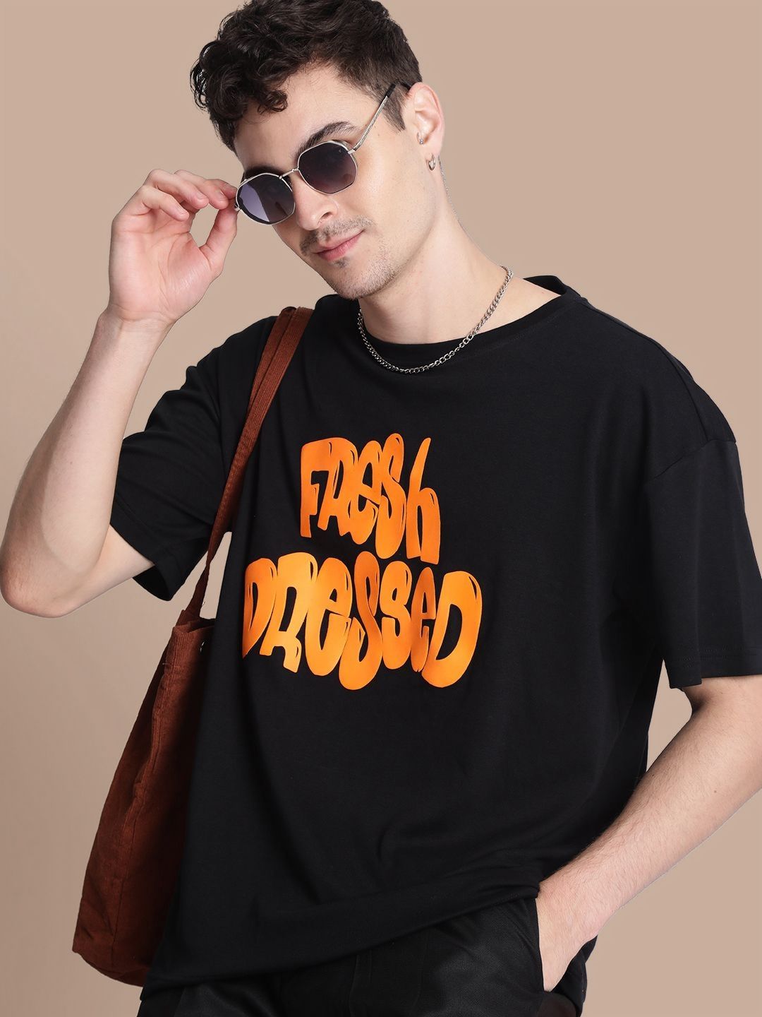 Bene Kleed Men Typography Printed Drop-Shoulder Sleeves T-shirt