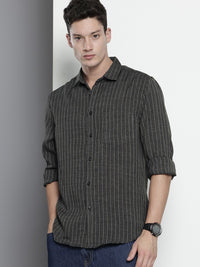 The Indian Garage Co Slim Fit Opaque Striped Casual Shirt