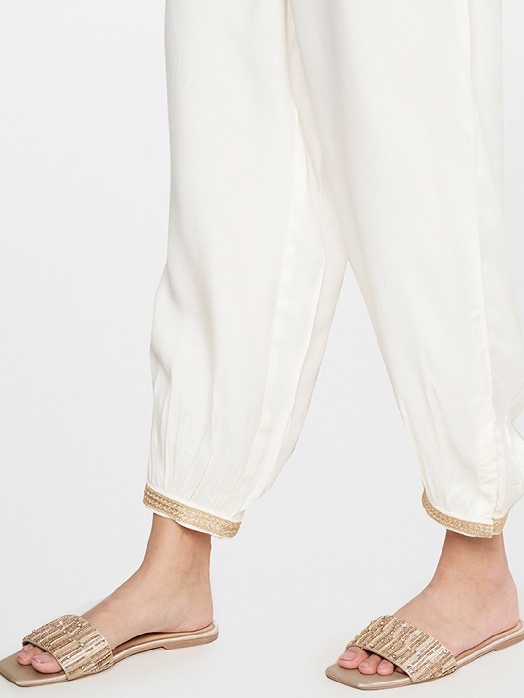 Global Desi Women Mid-Rise Loose Fit Trousers