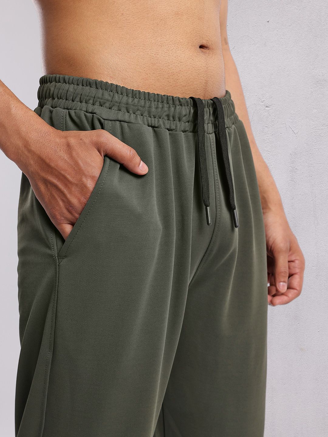 HRX by Hrithik Roshan Men Rapid-Dry Training Joggers