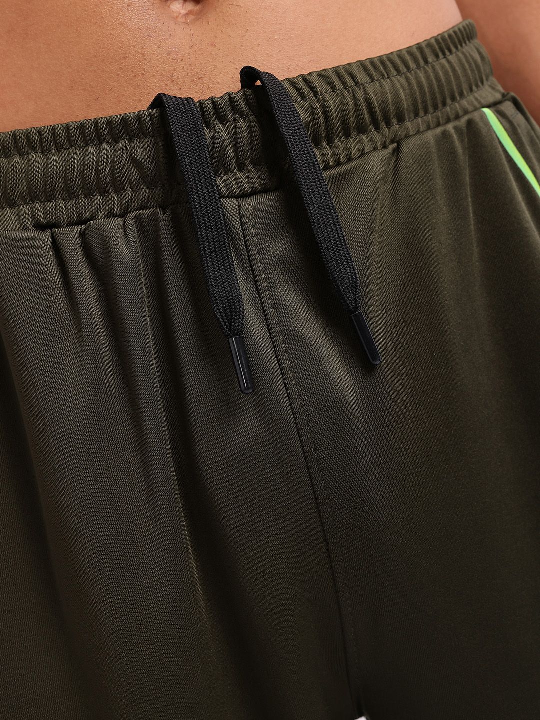 HRX by Hrithik Roshan Men Mid-Rise Rapid-Dry Training Joggers