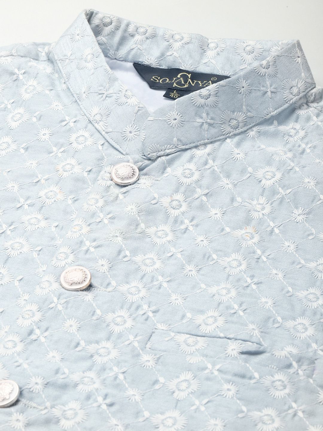 SOJANYA Men Solid Kurta with Churidar & Embroidered Nehru Jacket