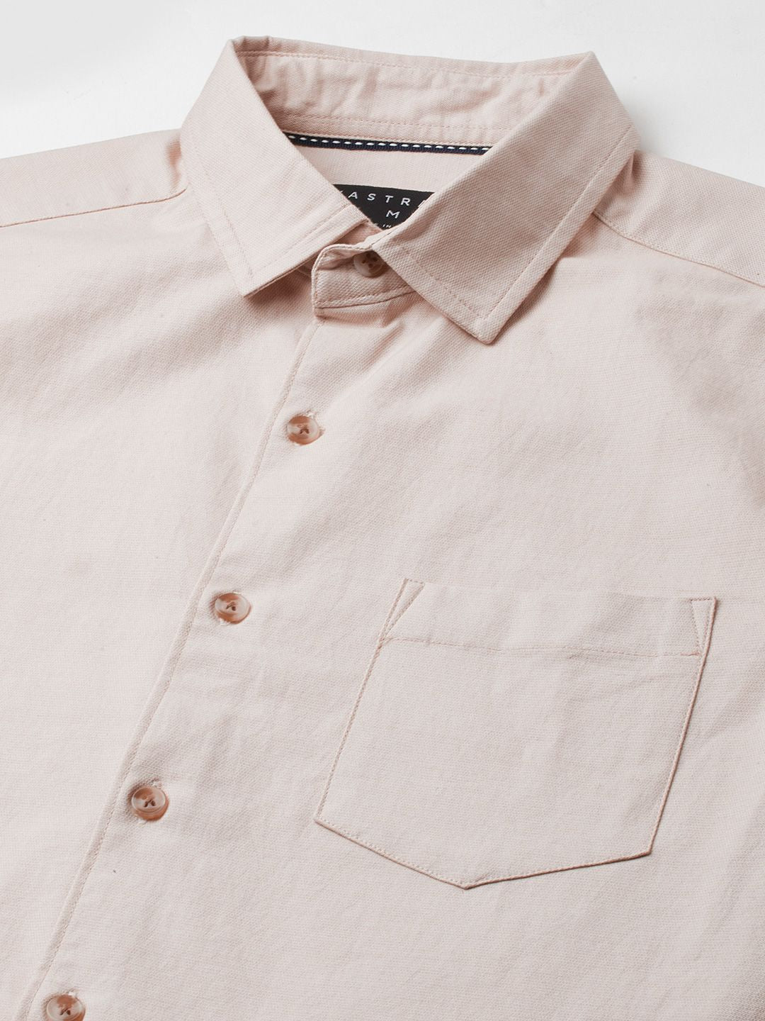 VASTRADO Men Classic Slim Fit Cutaway Collar Solid Cotton Casual Shirt