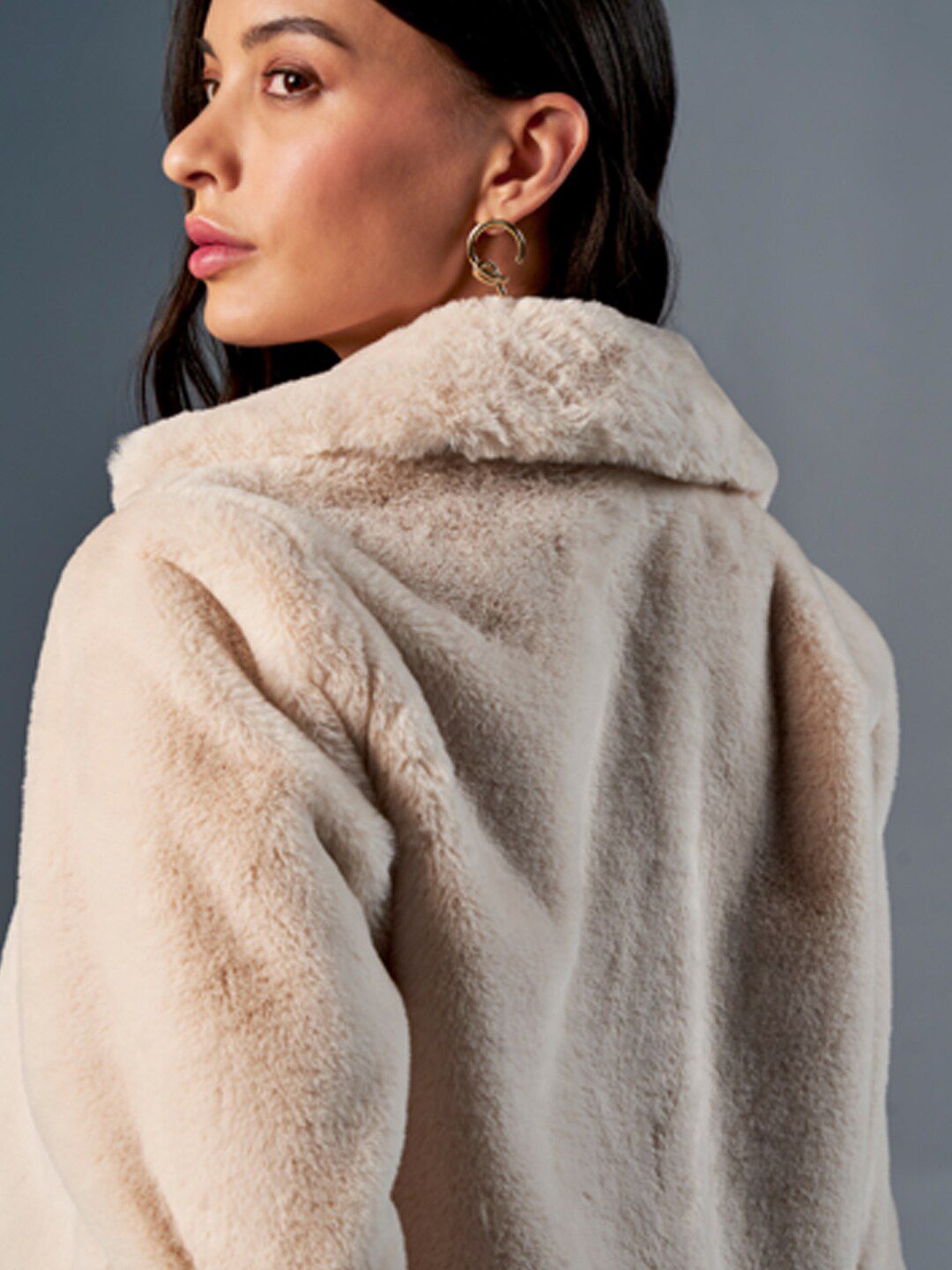 AND Spread Collar Crop Tailored Jacket