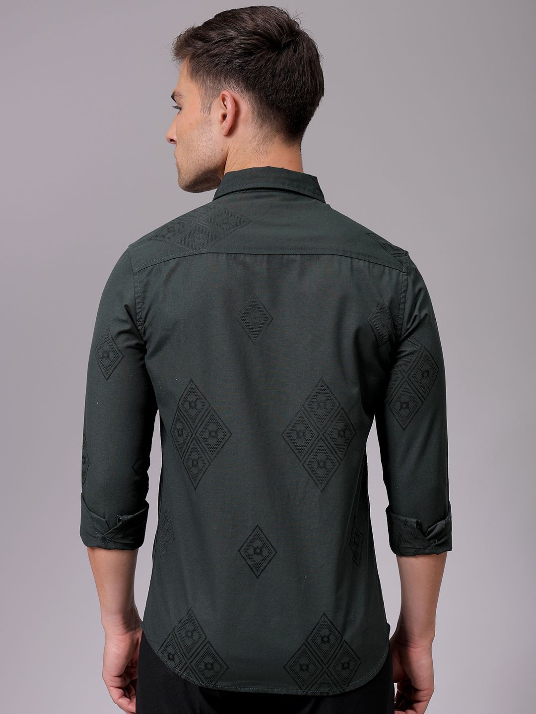 The Indian Garage Co Men Slim Fit Opaque Party Shirt