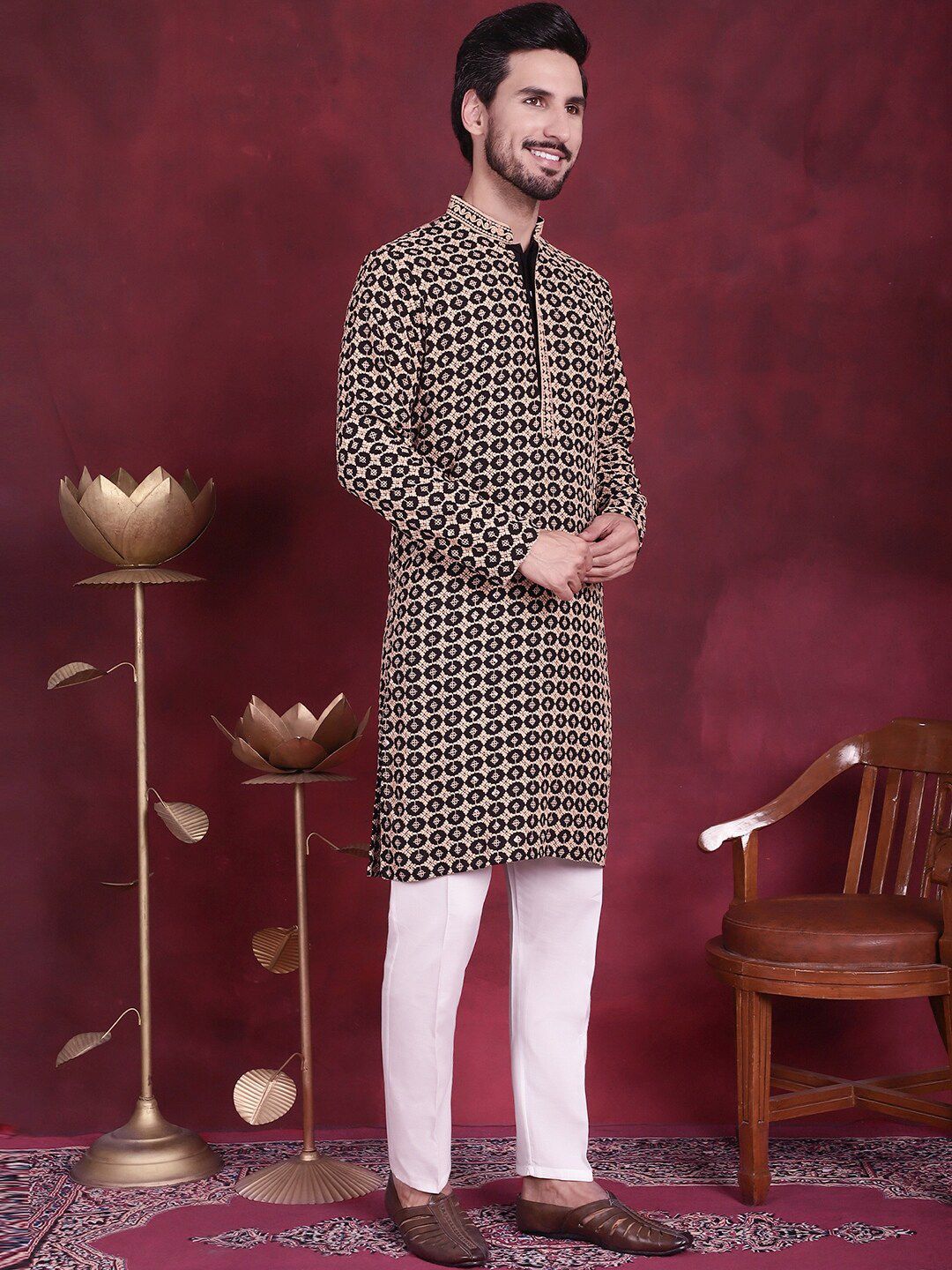 Jompers Ethnic Motifs Embroidered Mandarin Collar Kurta with Pyjamas