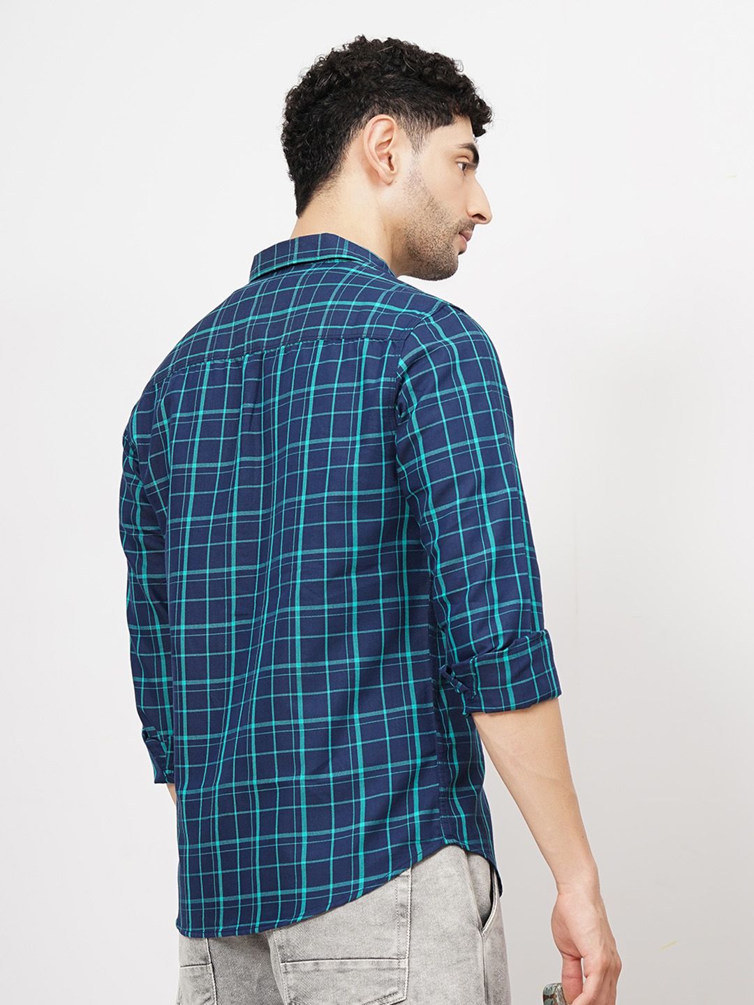 The Indian Garage Co Men Navy Blue & Green Slim Fit Checked Casual Shirt