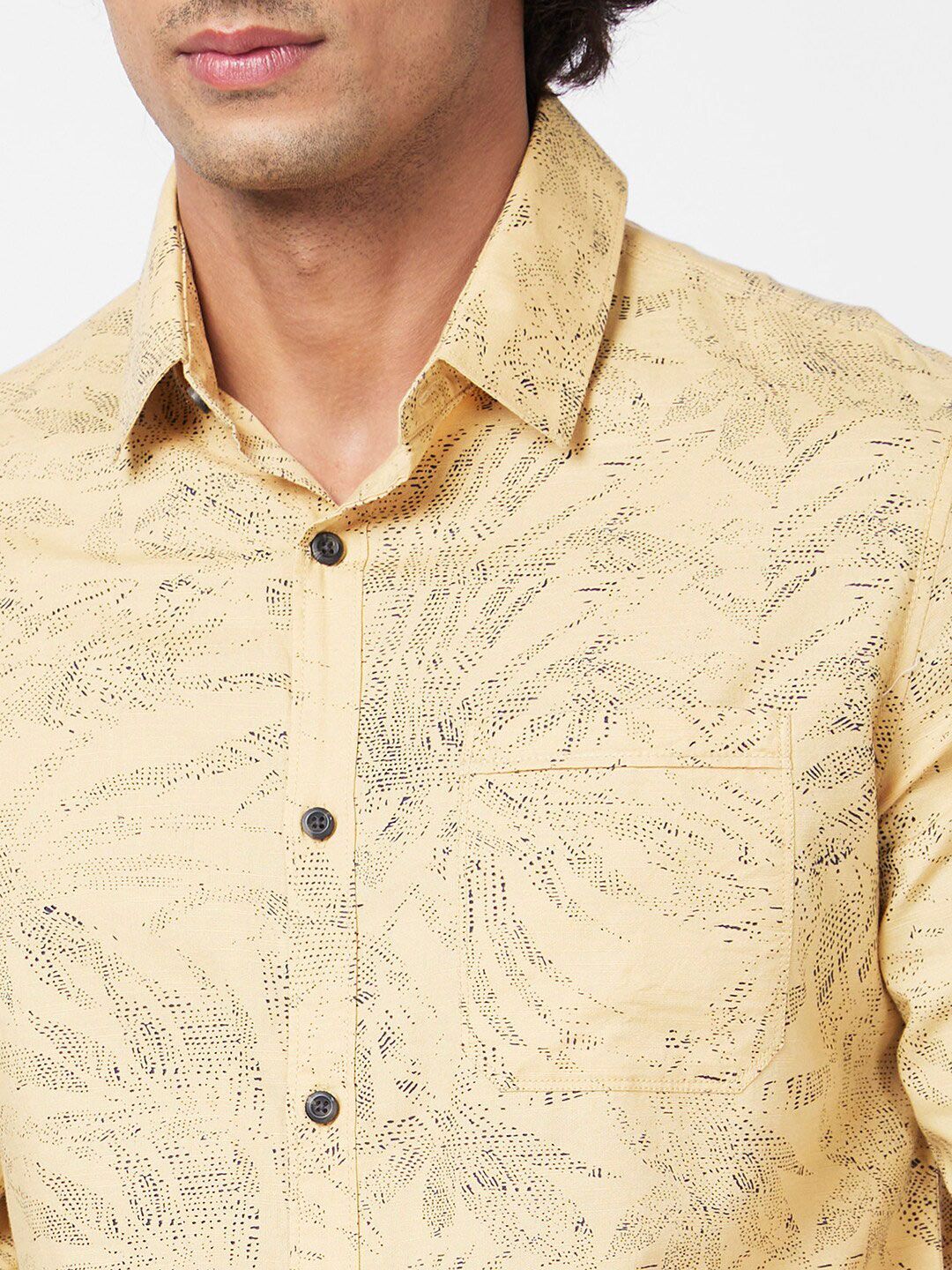 SPYKAR Slim Fit Floral Printed Opaque Cotton Casual Shirt
