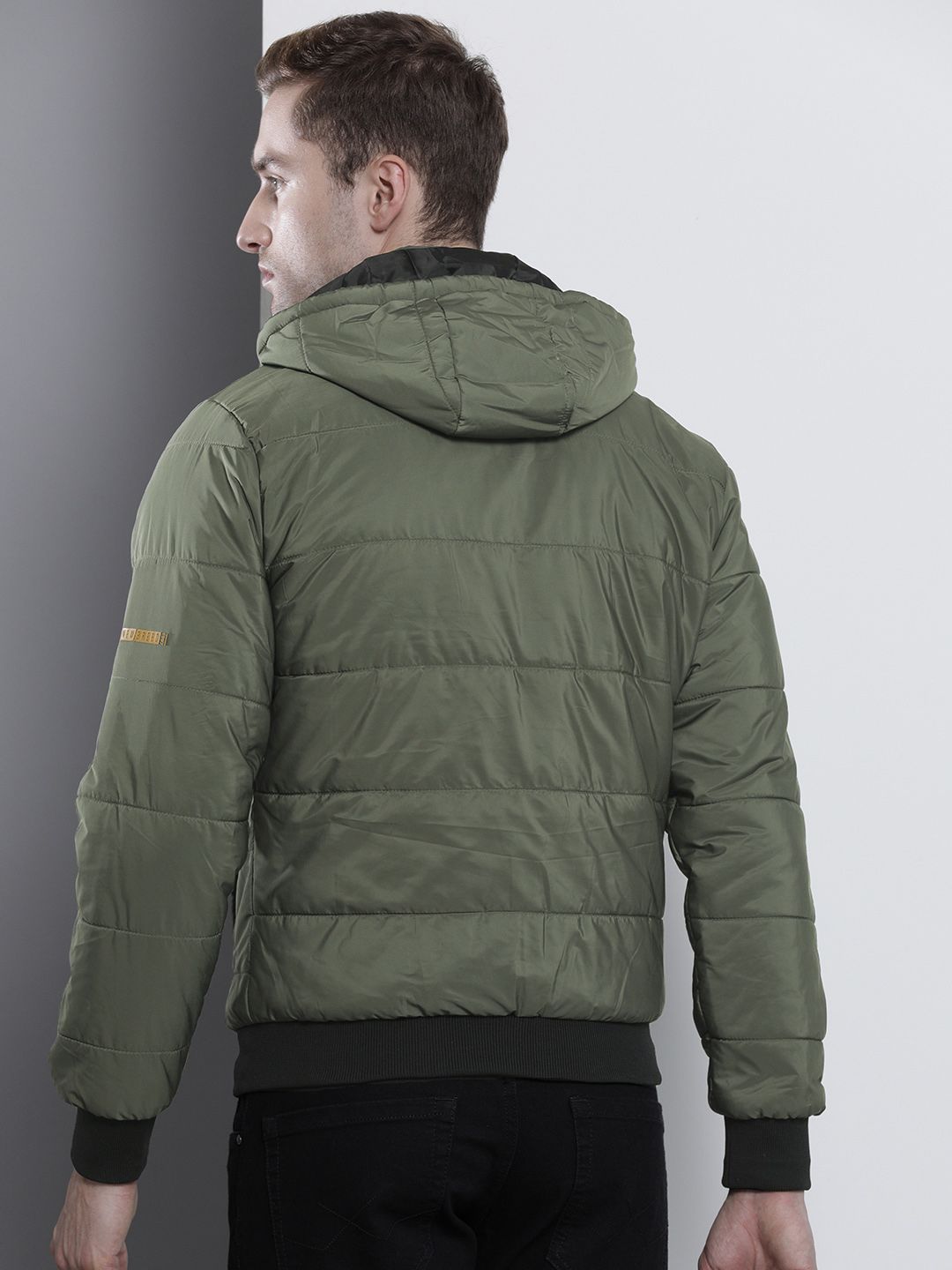 The Indian Garage Co Men Slim Fit Zip-Front Hooded Puffer Jacket