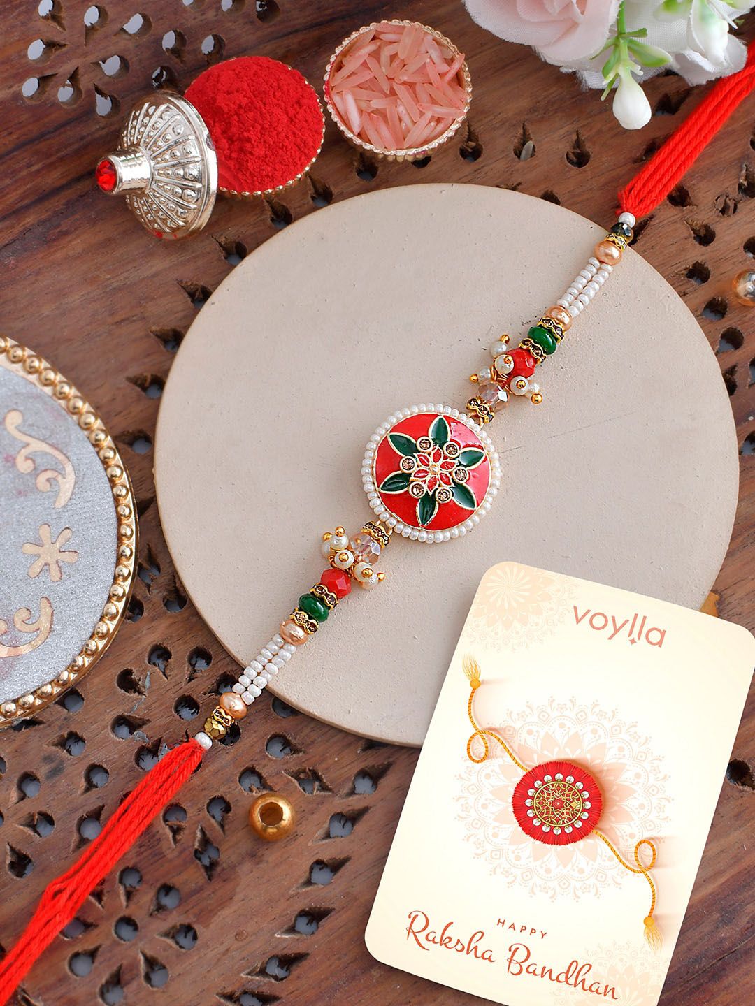 Rakhi Benang Lelaki Voylla Berhias Dan Manik Untuk Abang