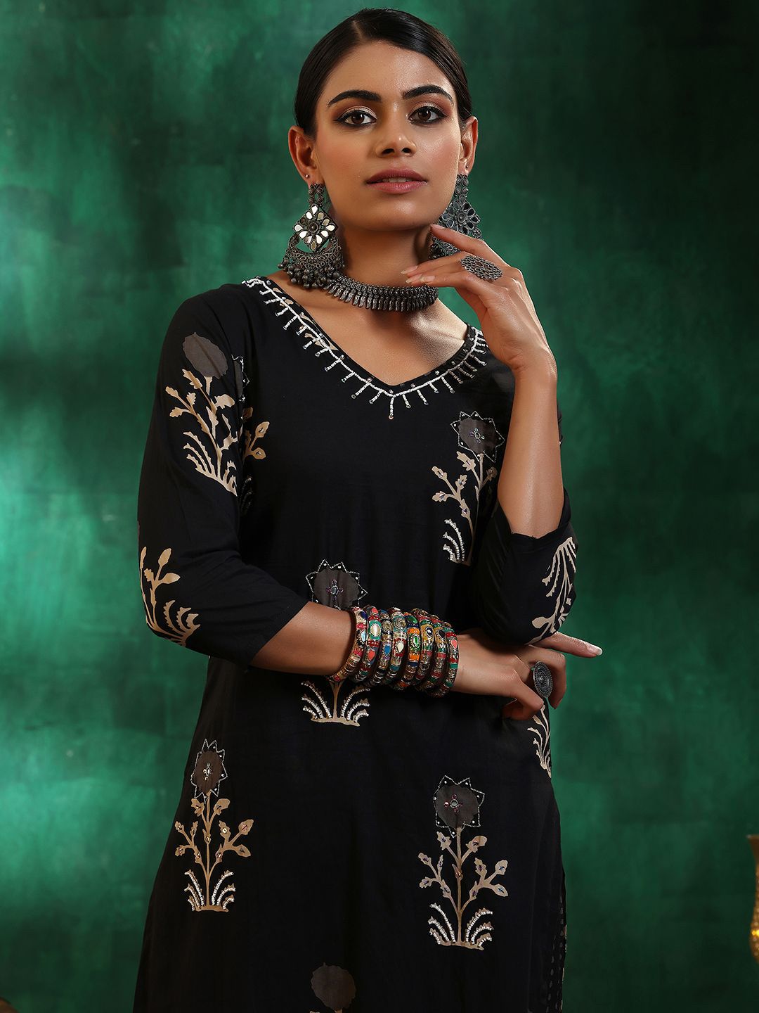 Libas Women Floral Printed Regular Beads and Stones Pure Cotton Kurta with Trousers