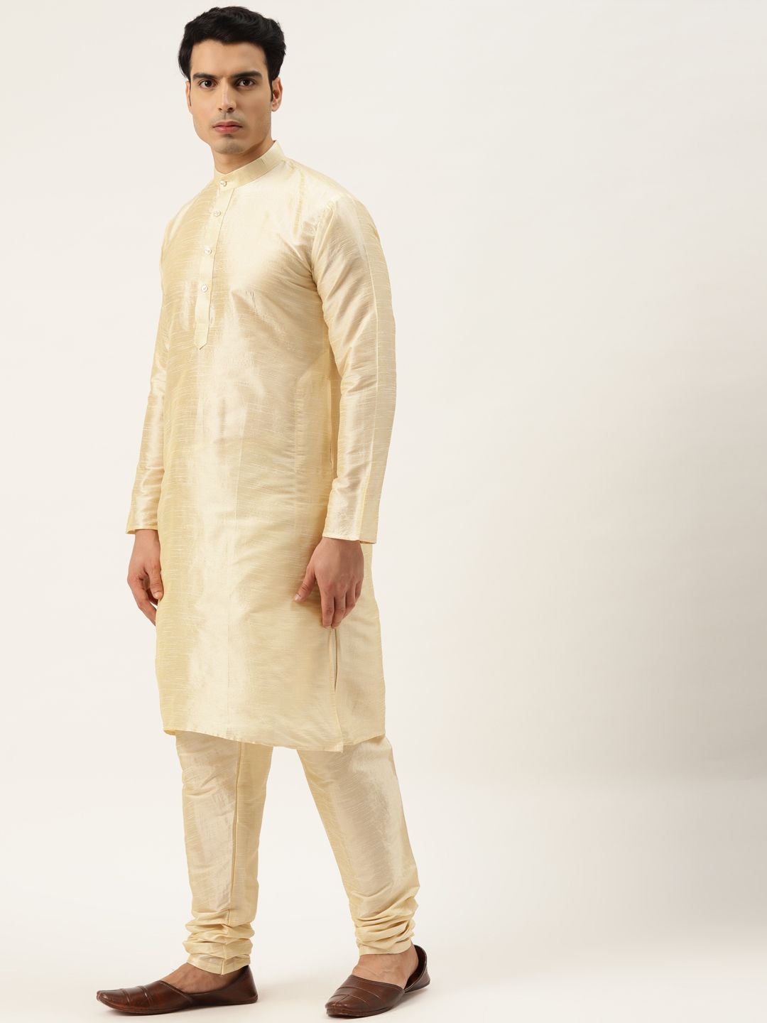 SOJANYA Men Cream-Coloured & Navy Blue Solid Kurta with Churidar & Jacket