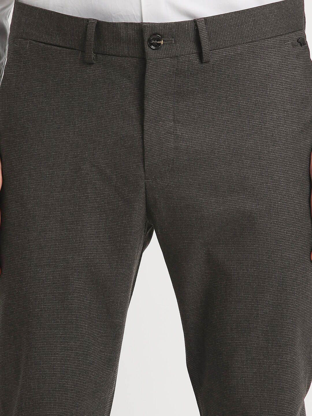 THE BEAR HOUSE Men Solid Tapered Fit Mid-Rise Formal Trousers